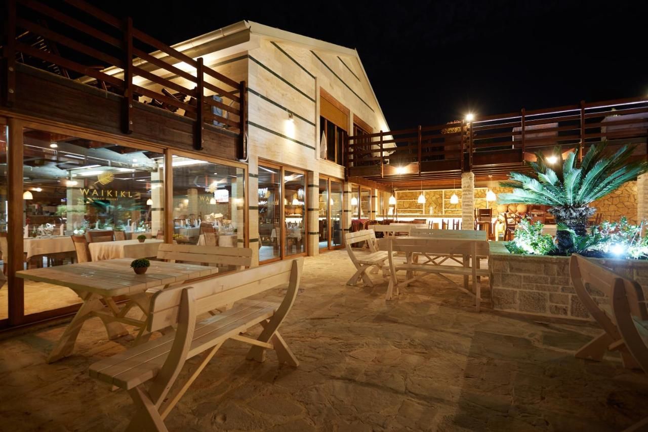 Апартаменты Waikiki Apartments Тиват