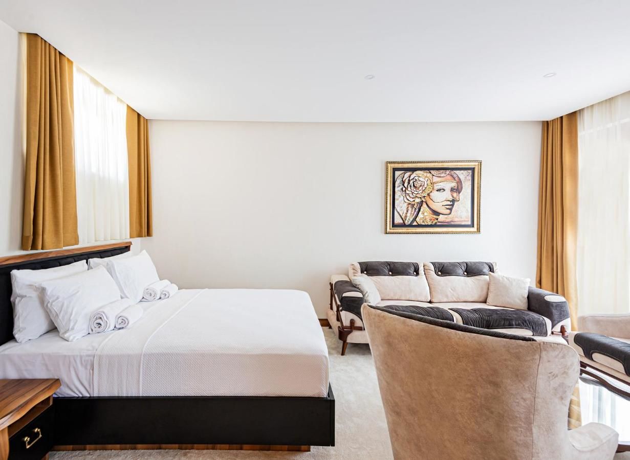 Апартаменты Waikiki Apartments Тиват